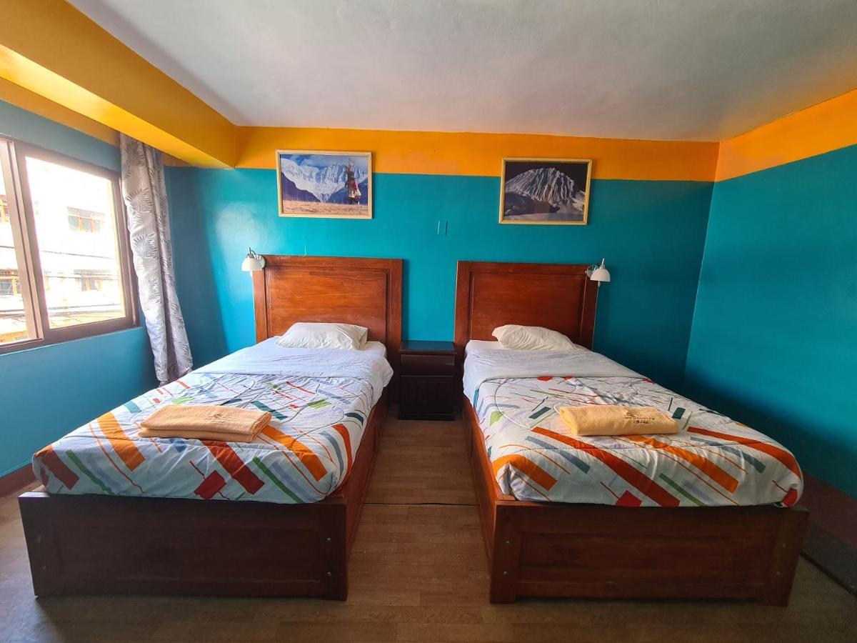 Big Mountain Hostel Huaraz  Ngoại thất bức ảnh